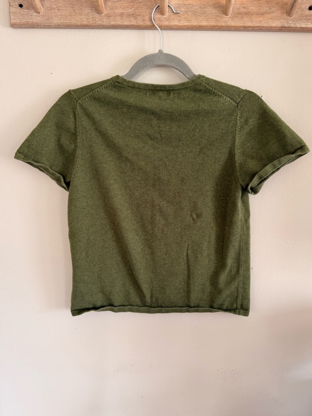 Hannah Olive Green Crewneck Short Sleeve Knit - Picture 3 of 3